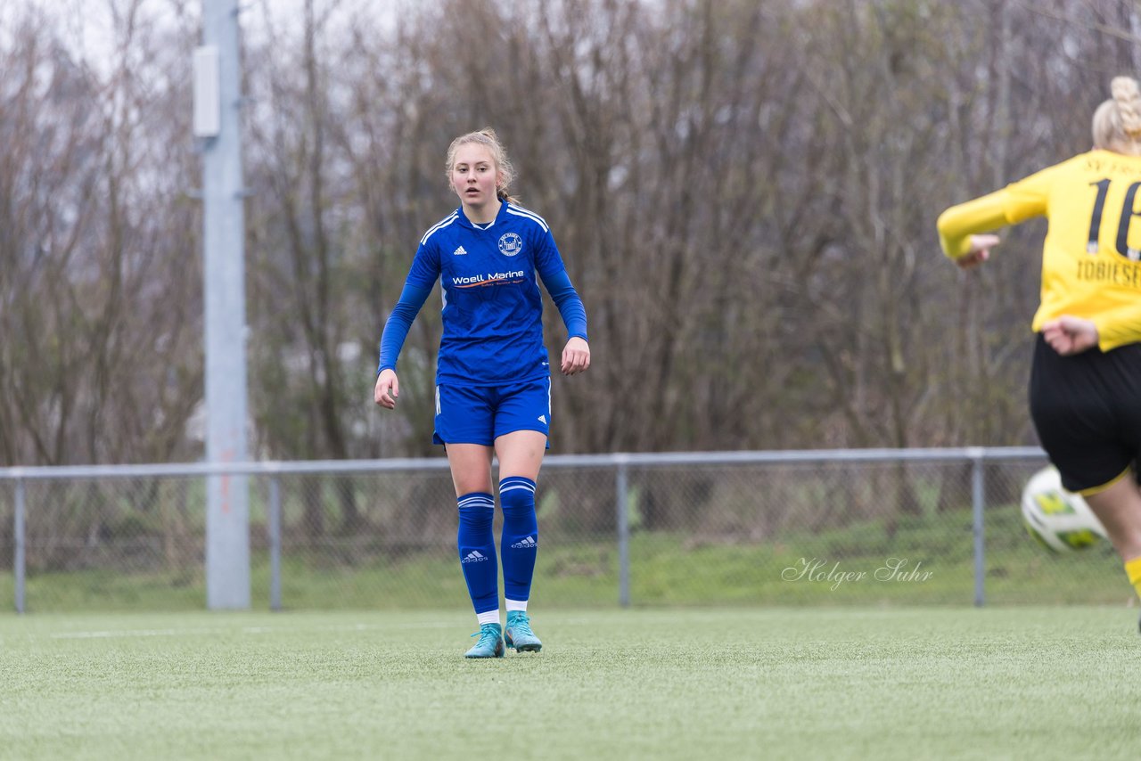 Bild 105 - F SSC Hagen Ahrensburg - SV Frisia Risum-Lindholm : Ergebnis: 1:2